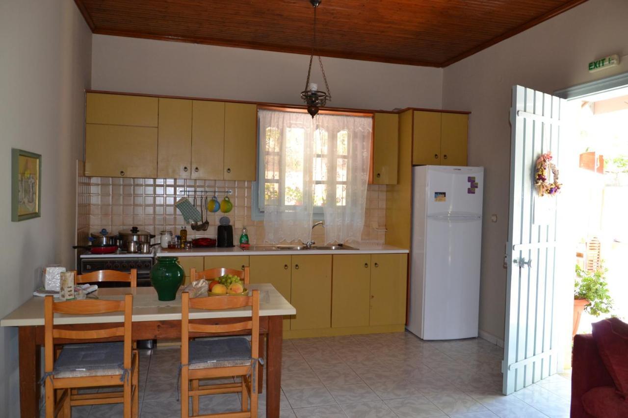 ספרטיה Mihaila Seaside: 2 Bedroom Bungalows Kefalonia מראה חיצוני תמונה
