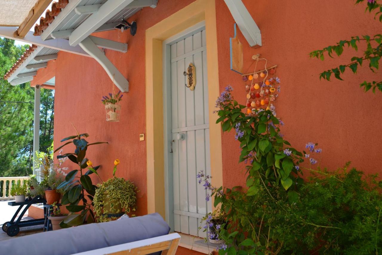 ספרטיה Mihaila Seaside: 2 Bedroom Bungalows Kefalonia מראה חיצוני תמונה