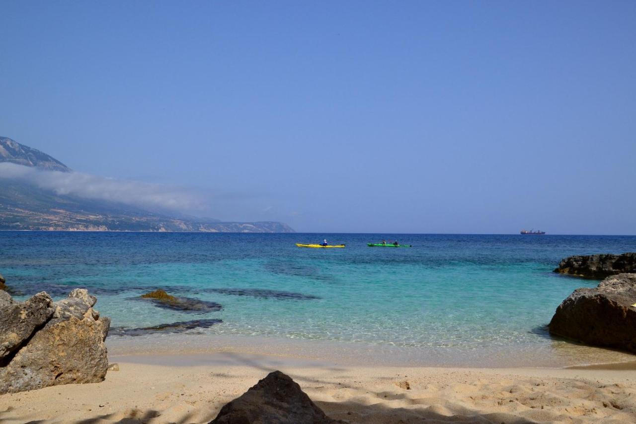 ספרטיה Mihaila Seaside: 2 Bedroom Bungalows Kefalonia מראה חיצוני תמונה