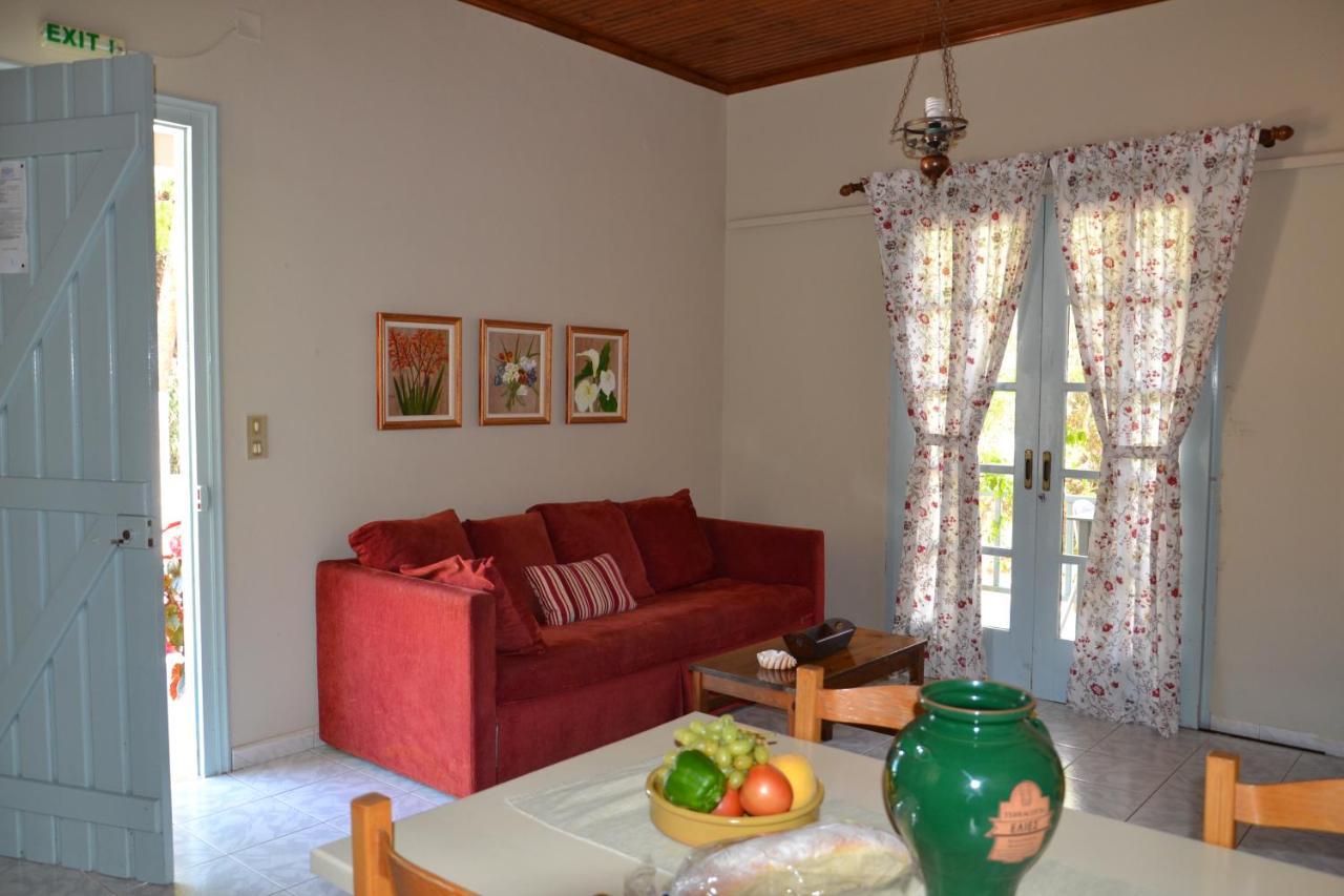 ספרטיה Mihaila Seaside: 2 Bedroom Bungalows Kefalonia מראה חיצוני תמונה